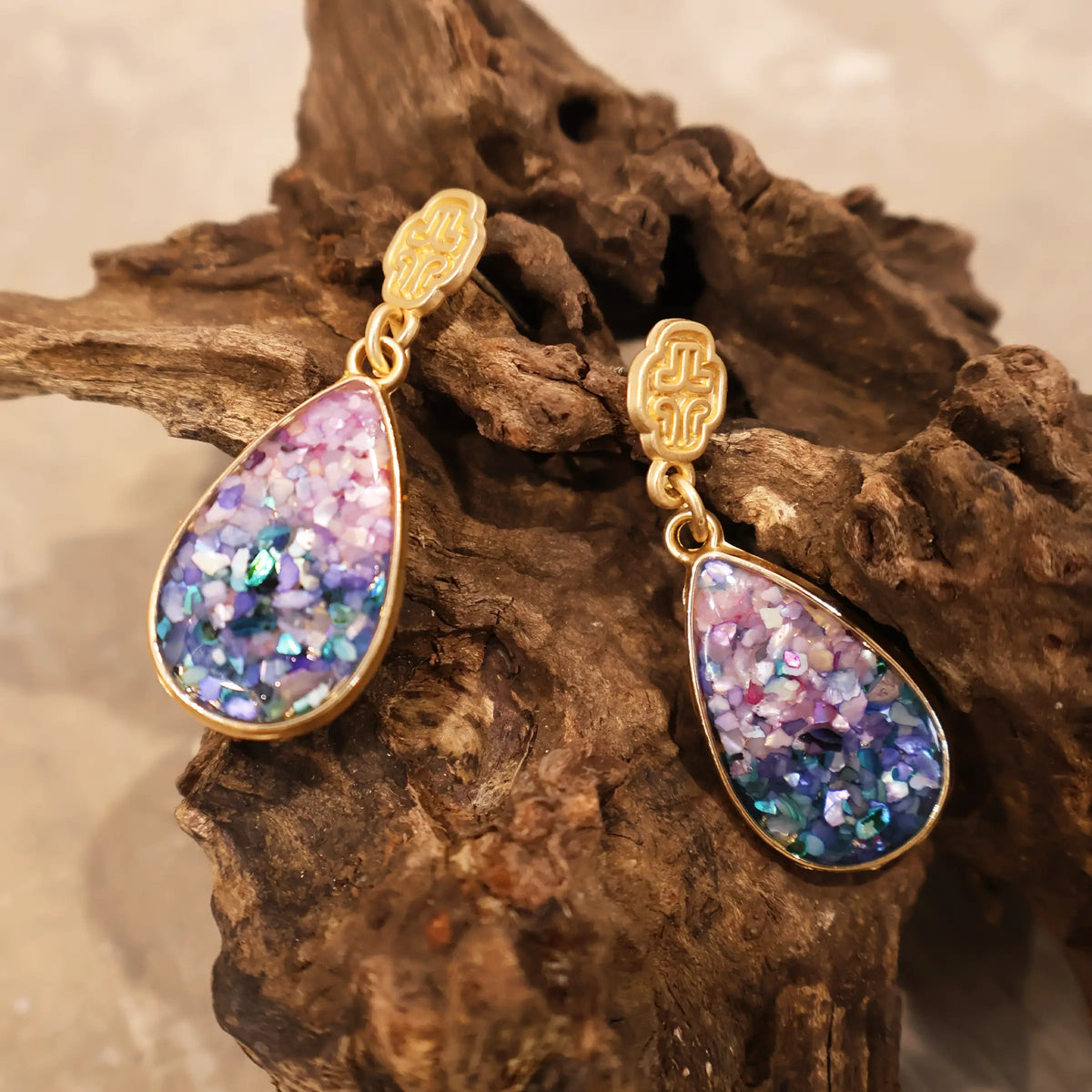 Aurora Teardrop