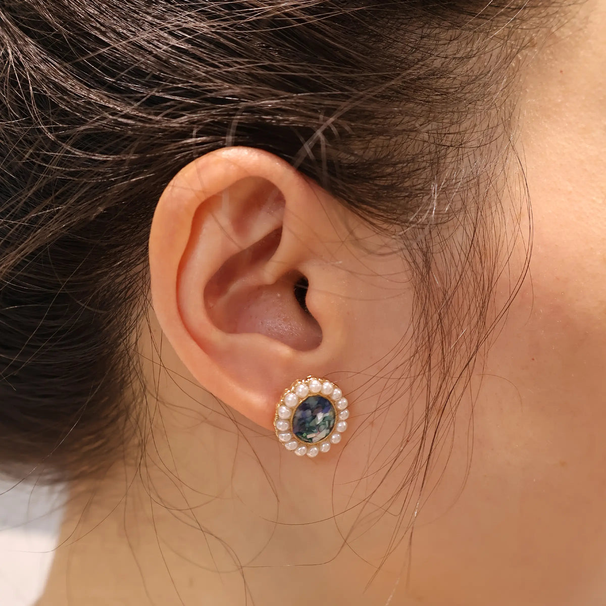 Azure Sea Radiance — Blue-Green Round Pearl-Bordered Stud Earrings