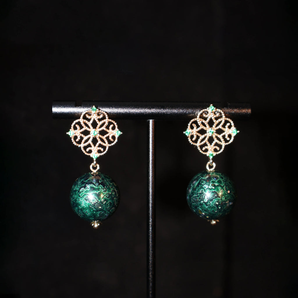 Sandalwood Daqi Lacquer Drop Earrings | Mother-of-Pearl Inlay 14K Gold Four-Leaf Floral Oriental Heritage Jewelry